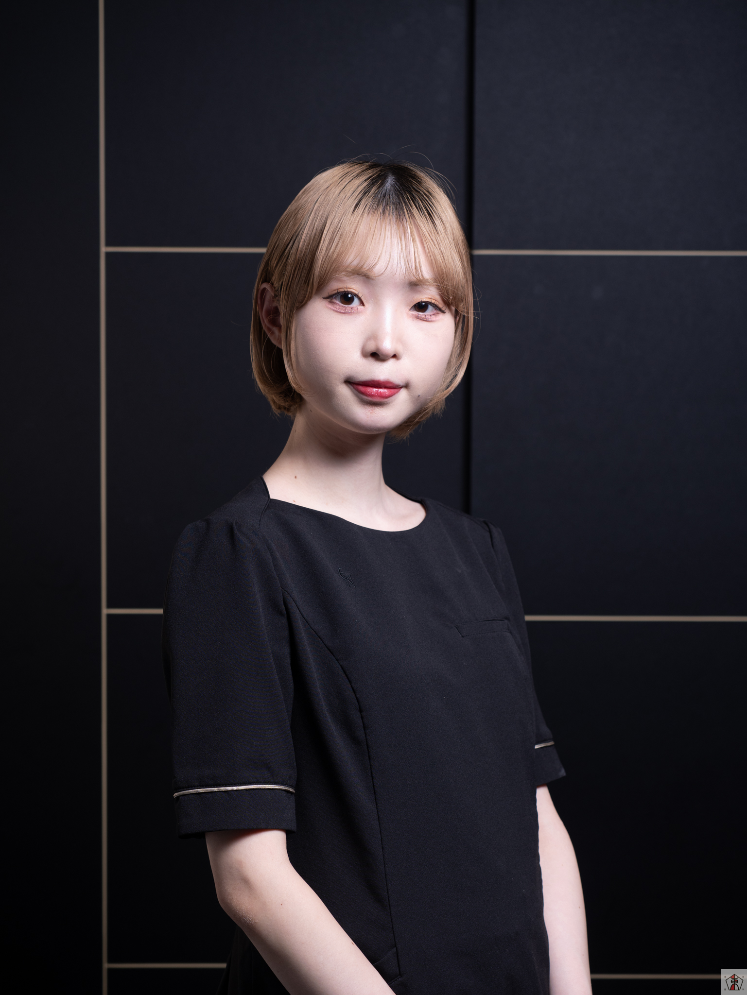 岸百華
